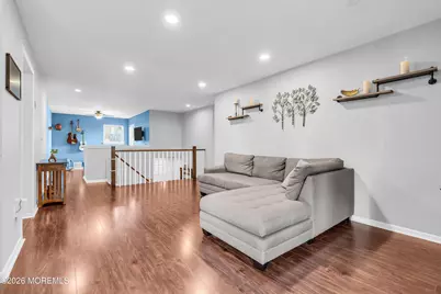 118 Evergreen Court, Freehold, NJ 07728 - Photo 17
