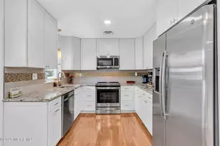 605B Lake Point Dr, Lakewood, NJ 08701 - Photo 17