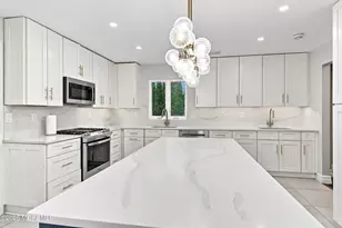 141 Jennifer Dr, Lakewood, NJ 08701 - Photo 9