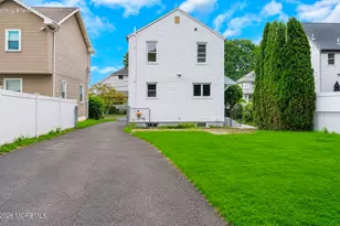 70 W George St, Freehold, NJ 07728 - Photo 37