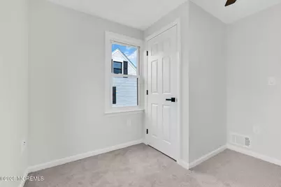 70 W George Street, Freehold, NJ 07728 - Photo 19