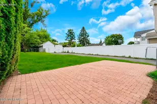 70 W George St, Freehold, NJ 07728 - Photo 31