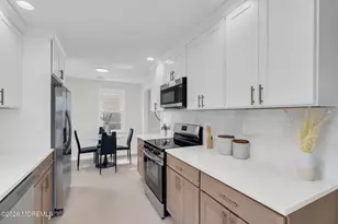 70 W George St, Freehold, NJ 07728 - Photo 13