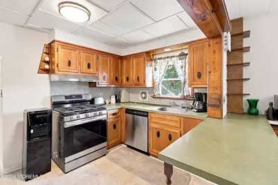 393 Prospect Street, Old Bridge Township, NJ 08879 - Photo 13
