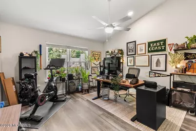 202 Century Way, Manalapan Township, NJ 07726 - Photo 19
