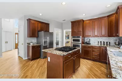 48 Vardon Way, Farmingdale, NJ 07727 - Photo 23