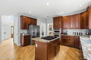 48 Vardon Way, Farmingdale, NJ 07727 - Photo 23