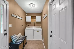 18 Wylie Terrace, Morganville, NJ 07751 - Photo 7