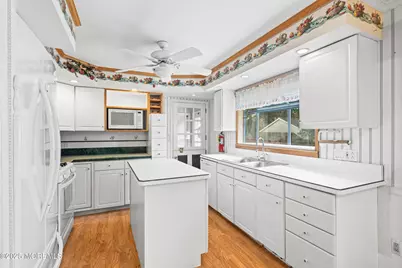 221 Belmar Avenue, Oakhurst, NJ 07755 - Photo 11