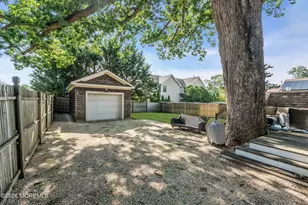 95 E River Rd, Rumson, NJ 07760 - Photo 31