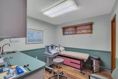 7 Hospital Drive, Toms River Township, NJ 08755 - Photo 15
