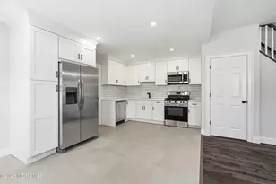 22 Washington St, Long Branch, NJ 07740 - Photo 9
