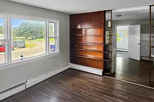 8 Kendall Dr, Sayreville, NJ 08859 - Photo 3