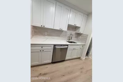 32 Meadow Green Circle #F, Manalapan Township, NJ 07726 - Photo 3