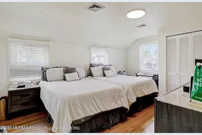 20 Clarence Avenue, Long Branch, NJ 07740 - Photo 17