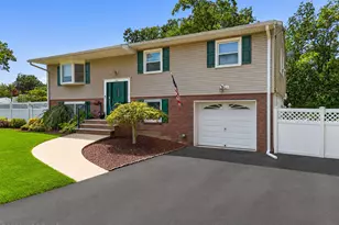 104 Pinewood Rd, Howell Township, NJ 07731 - Photo 1