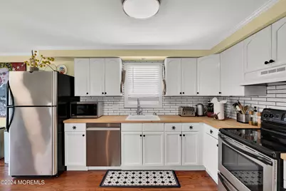 310 5th Avenue #2, Asbury Park, NJ 07712 - Photo 17