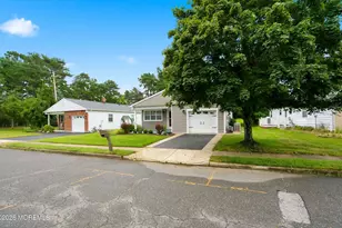 4 Doral Dr, Toms River Township, NJ 08757 - Photo 3