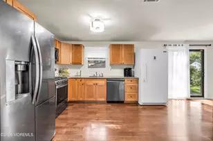 1644 Union Ave, Hazlet Township, NJ 07730 - Photo 11