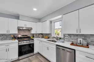 323 Monmouth Ave, Leonardo, NJ 07737 - Photo 17