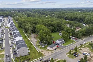 70 Wilson Ave, Manalapan Township, NJ 07726 - Photo 9