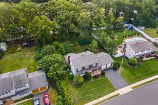 29 Meadowbrook Dr, Howell Township, NJ 07731 - Photo 93