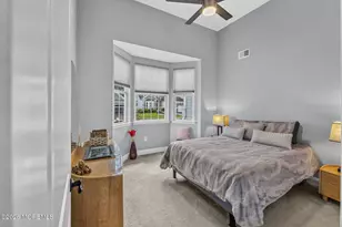 17 Legacy Ct, Freehold, NJ 07728 - Photo 15