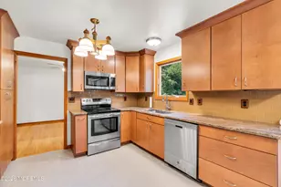 688 Fort Plains Rd, Howell Township, NJ 07731 - Photo 15