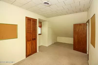 410 Middle Lane, Howell Township, NJ 07731 - Photo 17