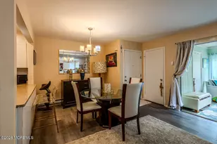131 Amberly Dr, Manalapan Township, NJ 07726 - Photo 7