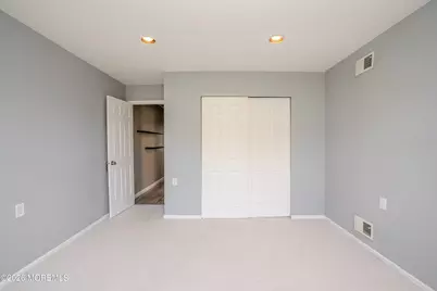 70 Suffolk Way, Marlboro Township, NJ 07746 - Photo 37