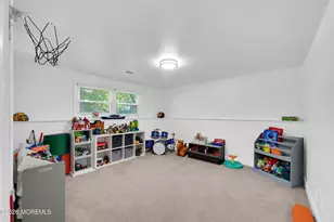 54 Skidmore Rd, Freehold, NJ 07728 - Photo 25
