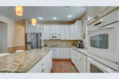 28 Silver Charm Road, Manalapan Township, NJ 07726 - Photo 7