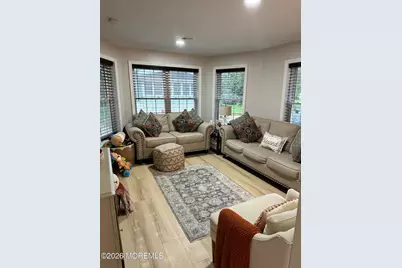 11 E 3rd Street, Keyport, NJ 07735 - Photo 5
