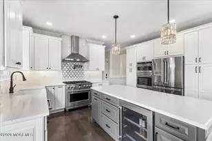 354 Hutchinson Dr, Freehold, NJ 07728 - Photo 13