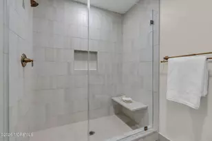 185 Tennis Ct, Wall Township, NJ 07719 - Photo 15