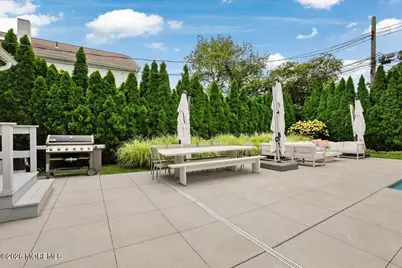 258 Lawrence Avenue, Oakhurst, NJ 07755 - Photo 41