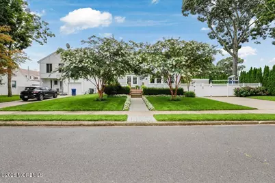 258 Lawrence Avenue, Oakhurst, NJ 07755 - Photo 5