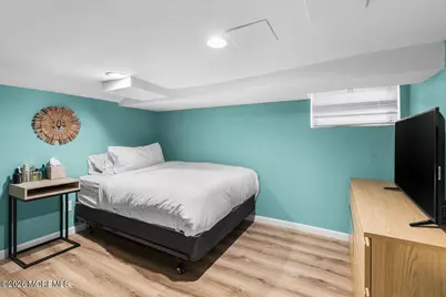 258 Lawrence Avenue, Oakhurst, NJ 07755 - Photo 31