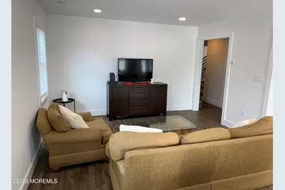 237 Mechanic Street #B, Red Bank, NJ 07701 - Photo 15