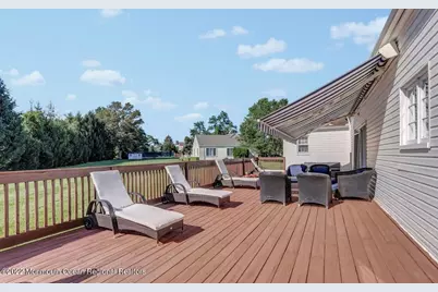 60 Larchwood Avenue, Oakhurst, NJ 07755 - Photo 7