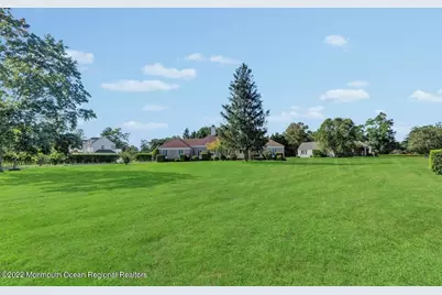 60 Larchwood Avenue, Oakhurst, NJ 07755 - Photo 3