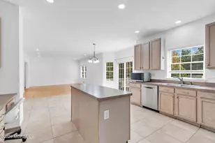 174 Bernard Dr, Red Bank, NJ 07701 - Photo 15