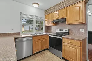 1005 Eastwind Ave, Toms River Township, NJ 08753 - Photo 33