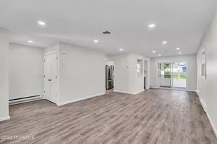 138 Courtshire Dr, Brick, NJ 08723 - Photo 5