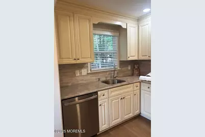 786 Hudson Parkway, Whiting, NJ 08759 - Photo 9