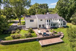 61 Laurelwood Dr, Colts Neck Township, NJ 07722 - Photo 49