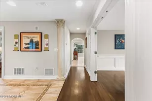 61 Laurelwood Dr, Colts Neck Township, NJ 07722 - Photo 23