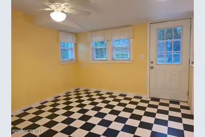 35 Academy Street, Farmingdale, NJ 07727 - Photo 17