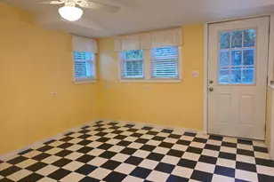 35 Academy St, Farmingdale, NJ 07727 - Photo 17